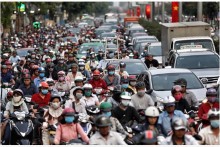 Kẹt xe khắp Sài Gòn