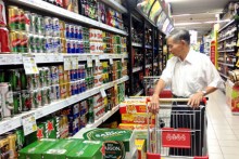 Bia Tết loạn giá