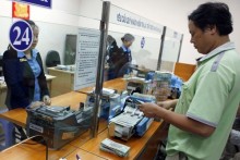 Banks slash deposit rates in preparation for cheaper loans