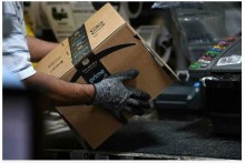 Amazon tuyển 100.000 nhân viên vì đại dịch