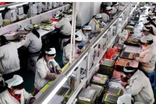 Doanh nghiệp Trung Quốc vừa sản xuất trở lại vừa lo