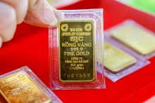 Gold giant SJC sees sales slump to seven-year low