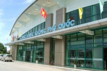 Bộ Tài chính: 'Không nên nhượng quyền sân bay cho hãng hàng không'