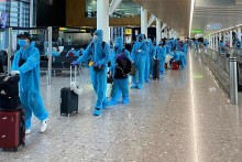 337 Vietnamese stranded in UK fly home