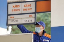 Gasoline prices jump another 2.5 percent