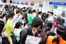 Nearly 1 in 3 companies in Vietnam bribe tax officials: survey