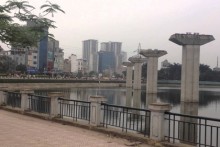 Quản lý không gian mặt nước đô thị: Vừa chồng chéo vừa bỏ ngỏ