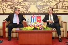 Bộ trưởng Phạm Hồng Hà tiếp Thứ trưởng Bộ Ngoại giao Cuba