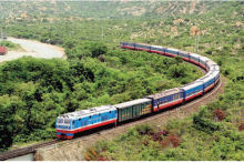Vietnam is preparing to carry out a pre-feasibility study on the Lao Cai - Hanoi - Hai Phong railway line in which the Chinese side wants to participate in investment and construction.