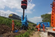 The use of a Japanese Giken piling machine on an embankment stabilisation project has impressed Network Rail engineers.