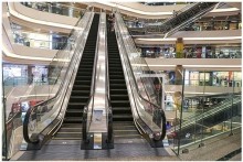 Hong Kong rơi vào suy thoái kinh tế