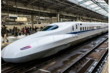 Tàu tốc độ cao chạy Hà Nội - TP HCM trong hơn 5 giờ