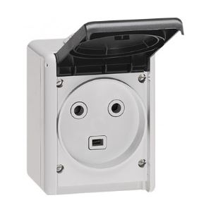 PLEXO SURFACE SOCKET 2P+E 32A