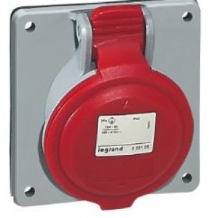 PAN SOCKET 32A 3P+E 415V IP44
